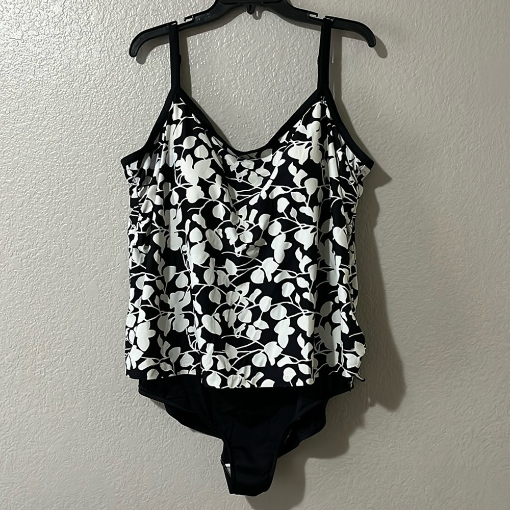 Azul Black and White One Piece Swimsuit, 24W